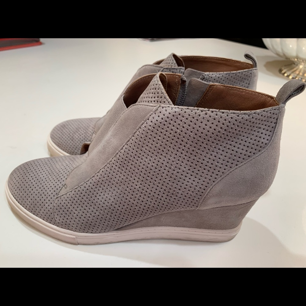 Linea Paolo Felicia Wedge